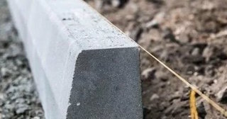 Установка бордюров для тротуарной плитки в Серпухове - цена от 813 руб.