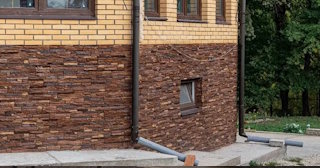 Наружная отделка фундамента в Серпухове от ТротуарнаяПлитка по цене от 914 руб.